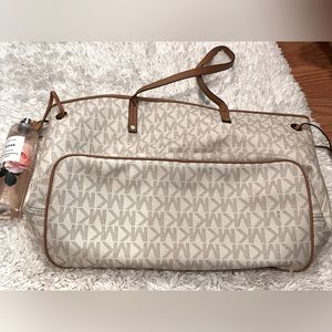 White/Tan Large Michael Kors Tote